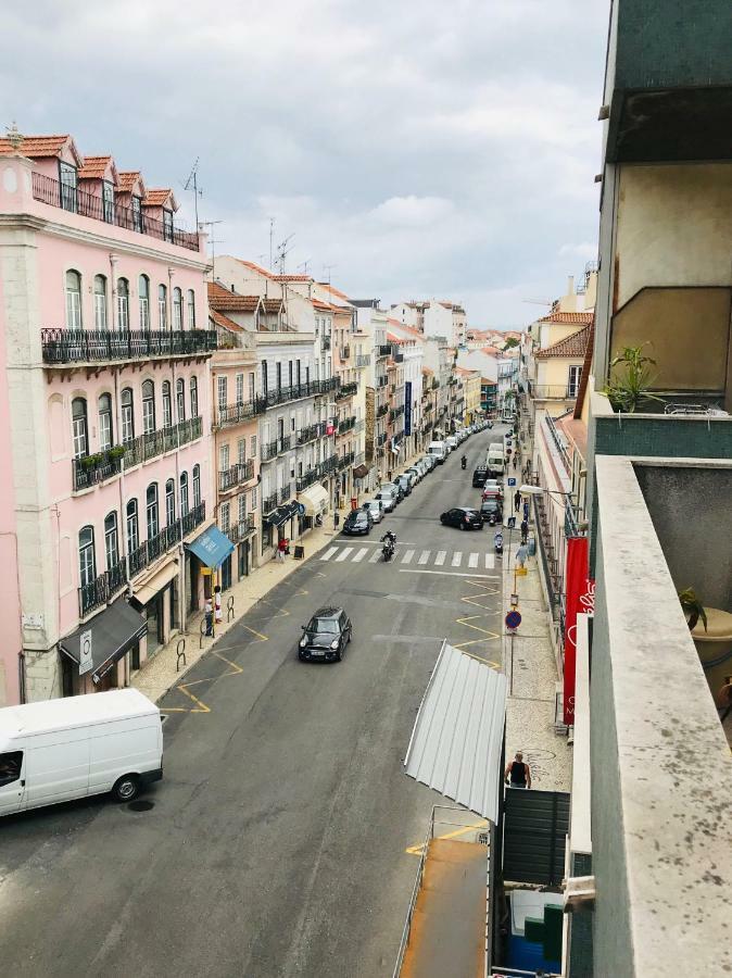 Rent4Rest Sao Bento Charming Apartment Lisbon Luaran gambar